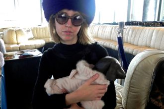 samantha_dereviziis_collezione_in_pelliccia_per_cani